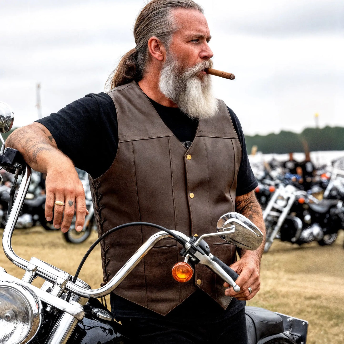 Hot Leathers VSM1040 Men's Retro Brown Motorcycle style 'Side Lace' Leather Biker Vest