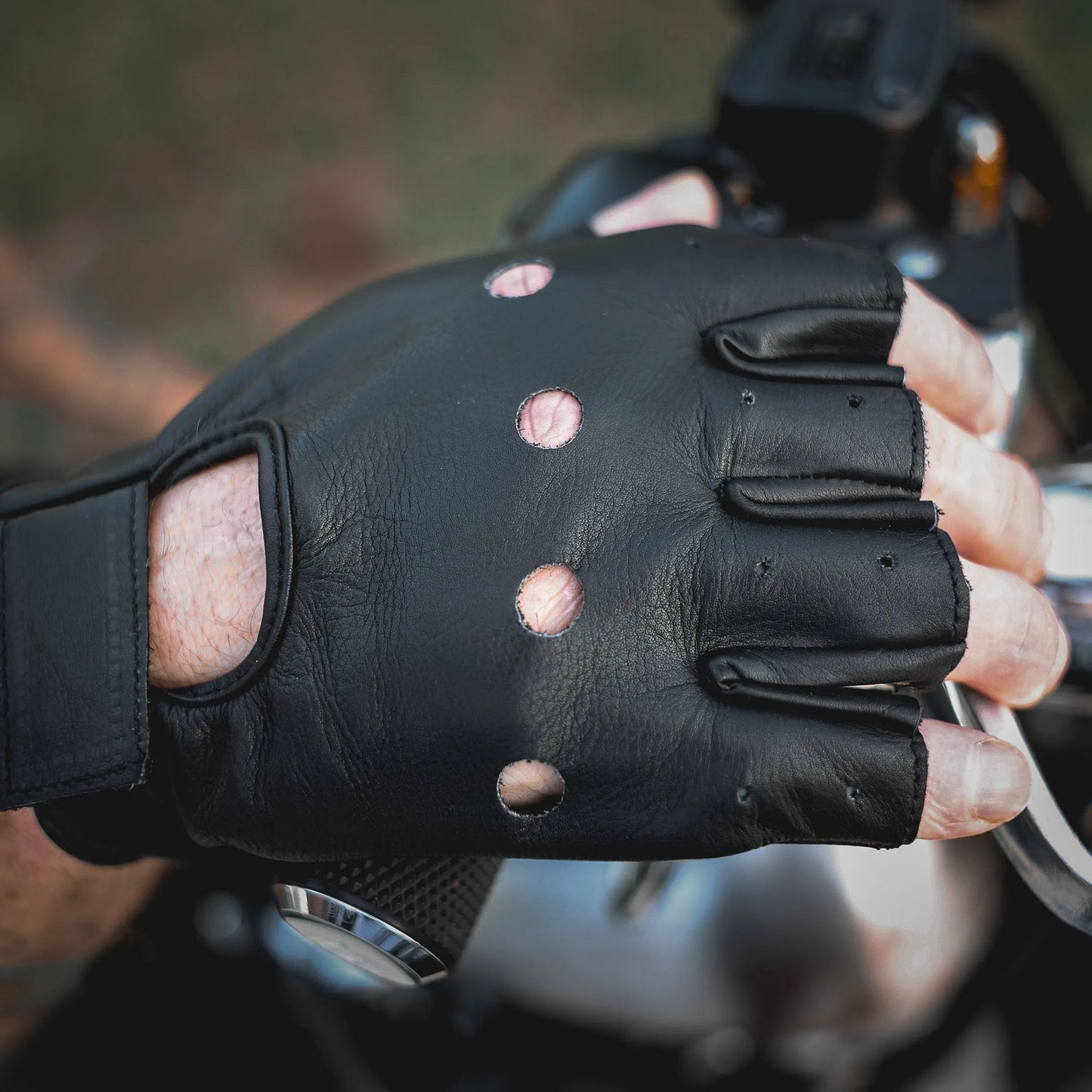 Men’s Half Finger Motorcycle Gloves with Strap