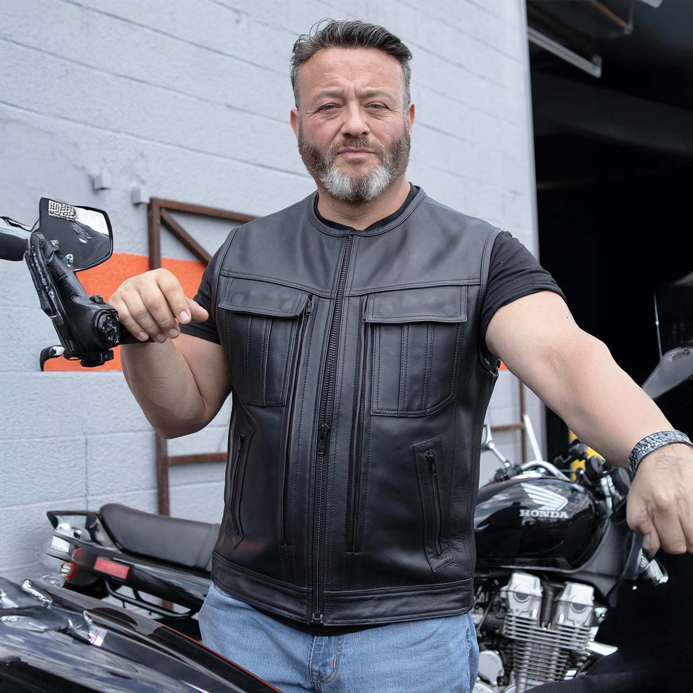 Milwaukee Motorcycle Clothing Co. Men's Quick-Draw Stylesh Premium Black Leather MC Biker Vest MMC30001