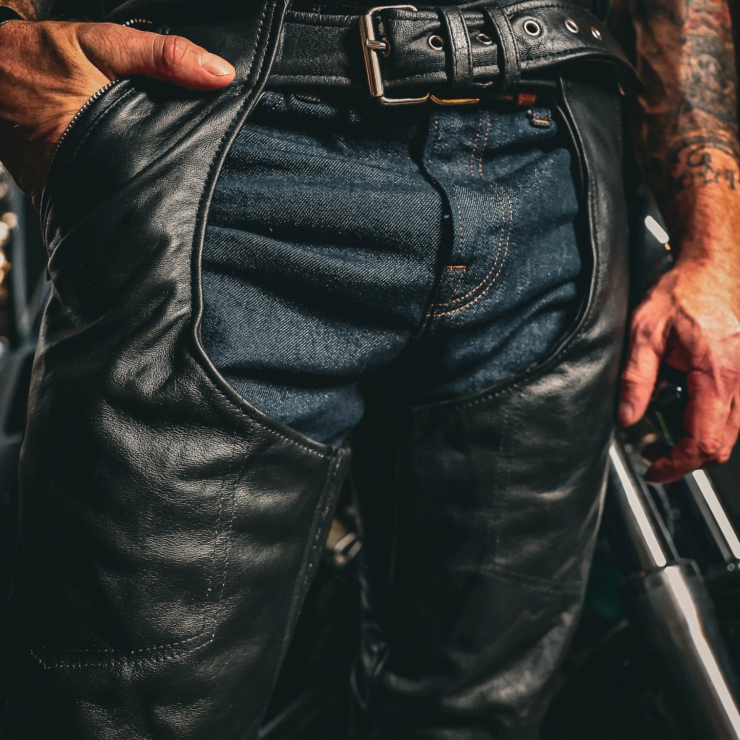 Maverick - Unisex Ultra 4-Pocket Chaps with Spandex