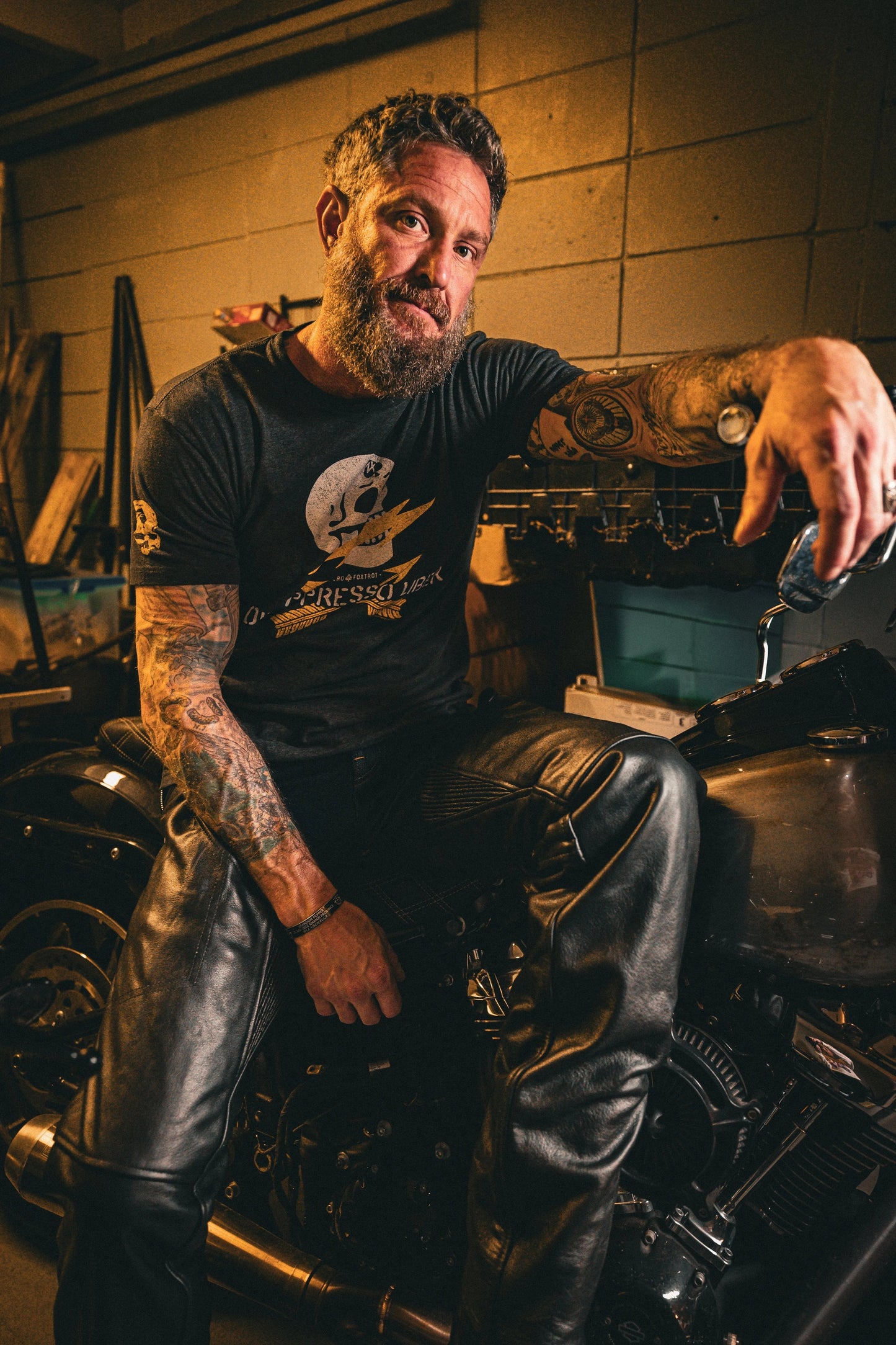 7145.K - Unisex Premium Leather 4-Pocket Chaps with Spandex