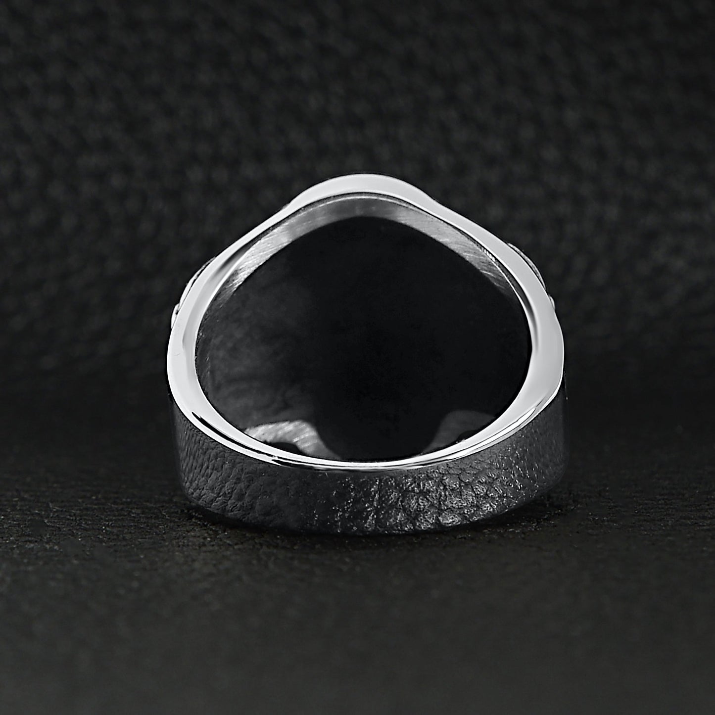 Stainless Steel Cracked Triple Skull Ring