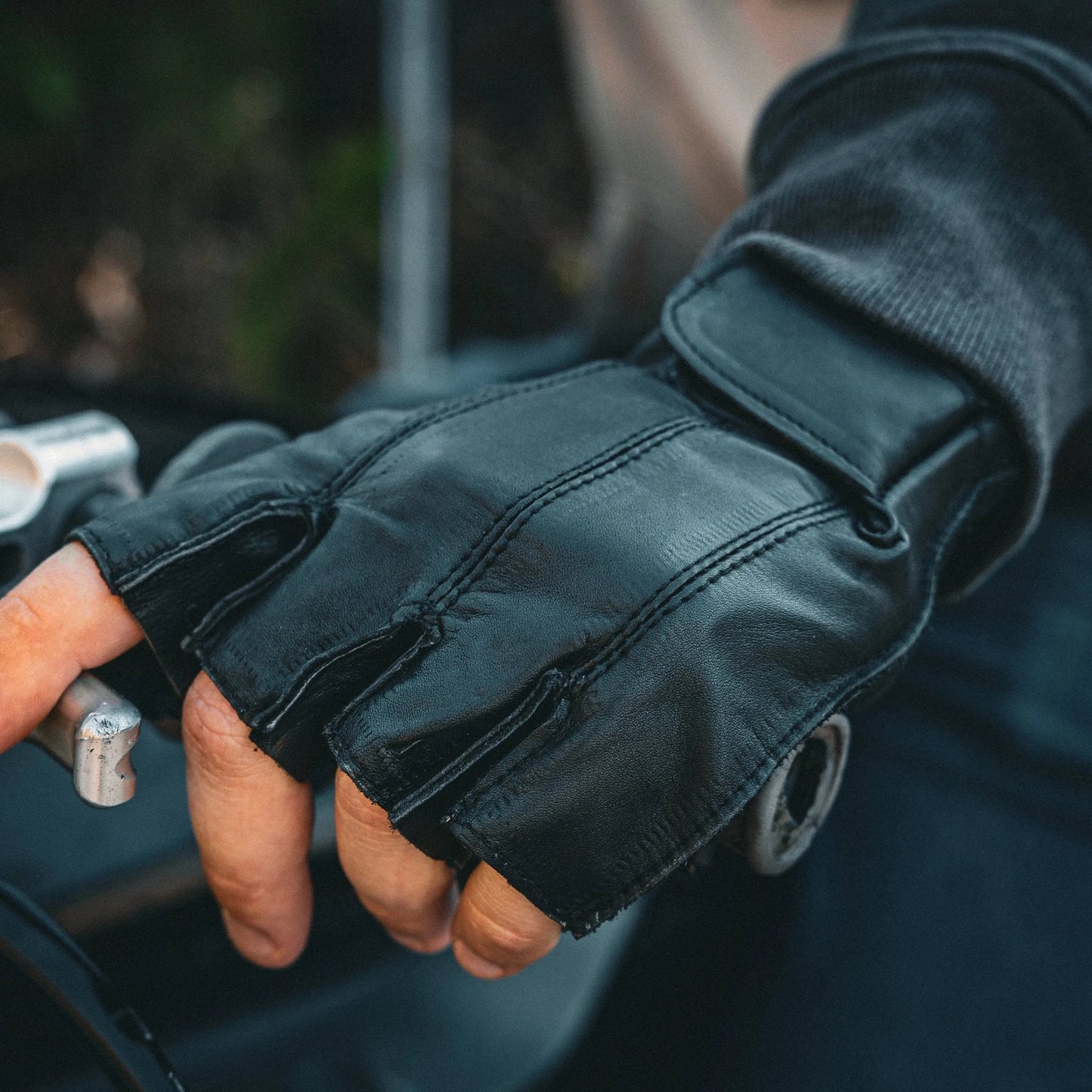 Mens Fingerless Leather Gloves