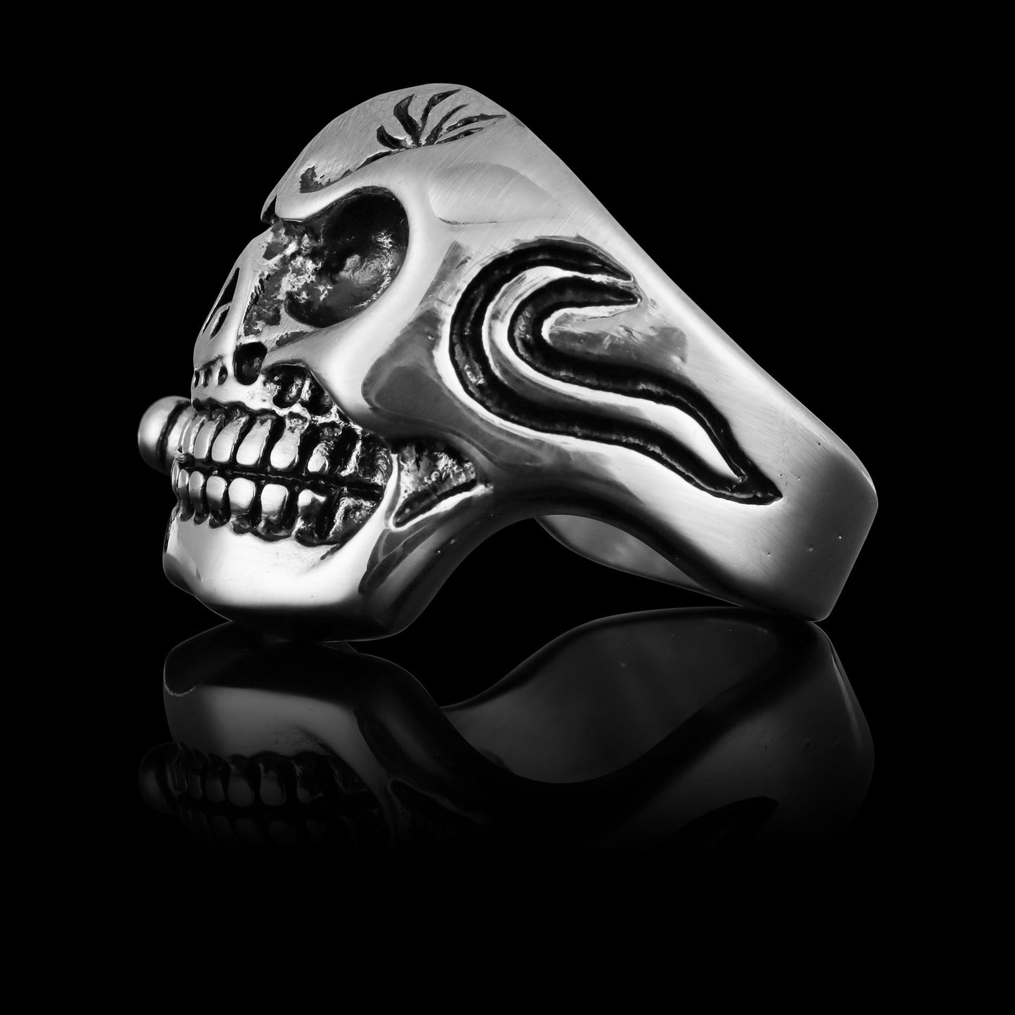 Stainless Steel Polished Skull With Cigar Unisex Ring