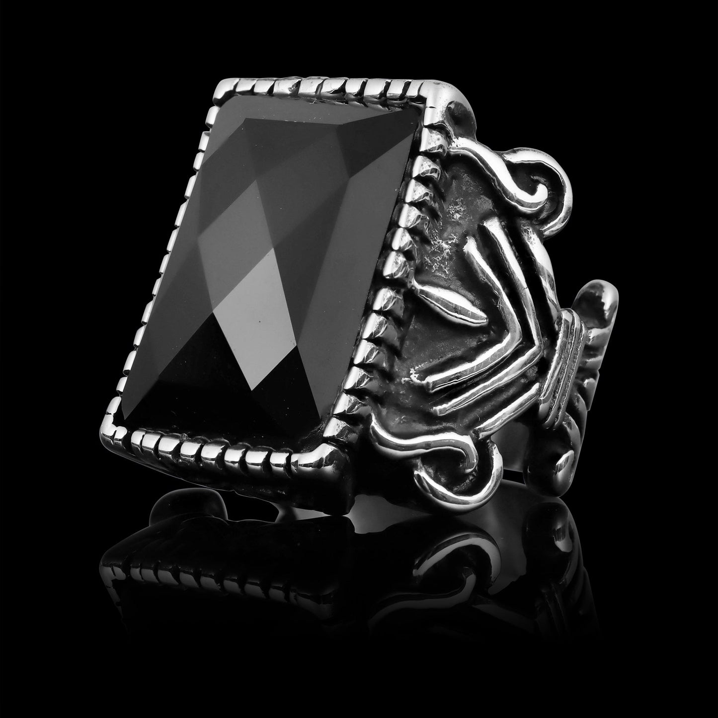 Detailed Center Black Stone Stainless Steel Ring