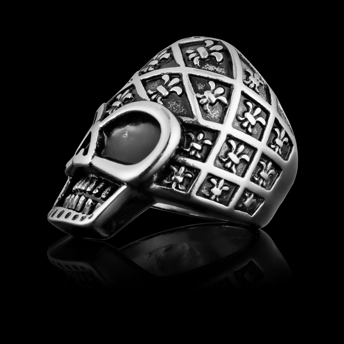 Stainless Steel Skull With Fleur De Lis Pattern Unisex Ring