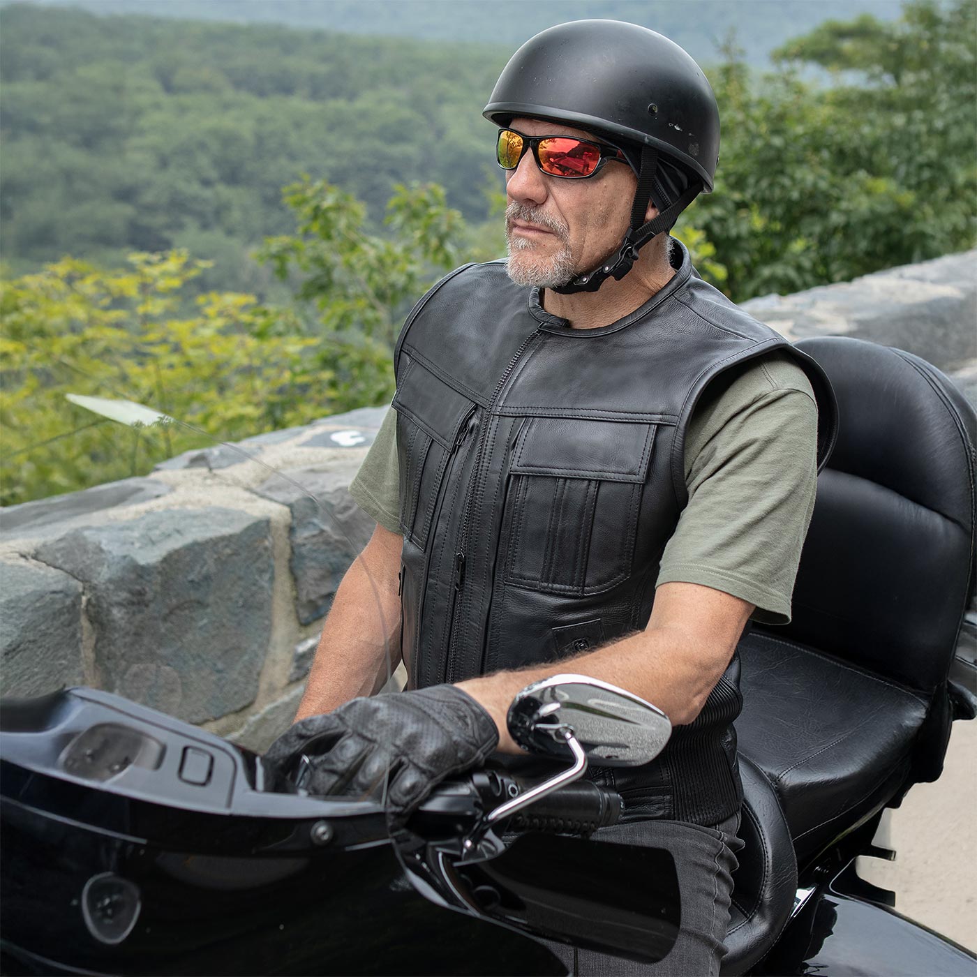 Milwaukee Motorcycle Clothing Co. Men's Quick-Draw Stylesh Premium Black Leather MC Biker Vest MMC30001