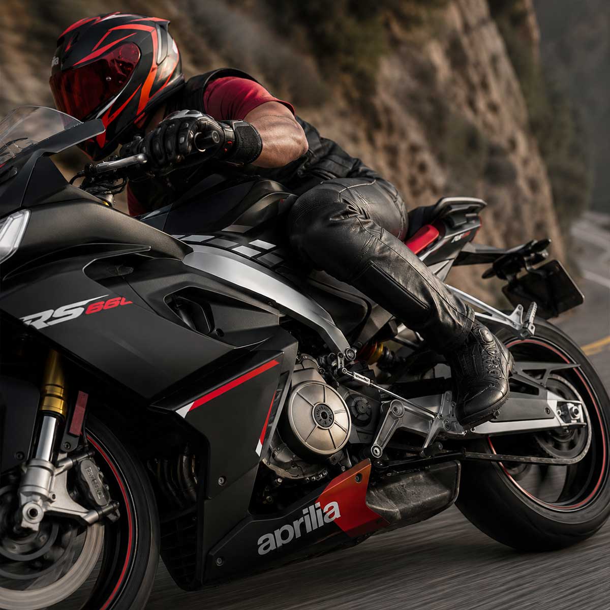 Milwaukee Leather LKM5713 Men's Premium Black Cowhide Leather Racing Pants w/ CE Armor Knee Protection